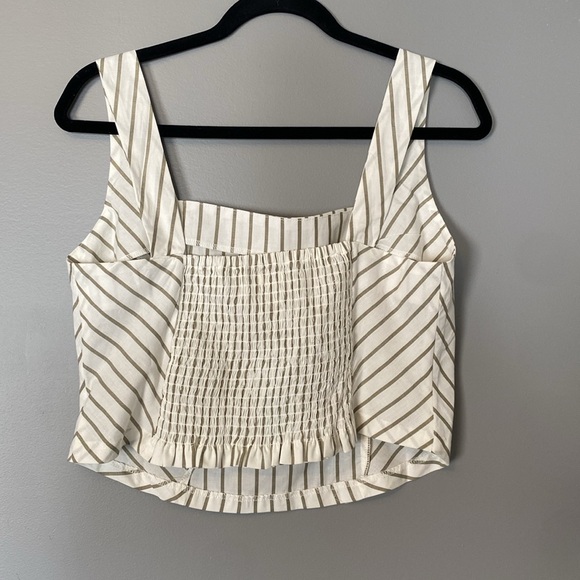 💜 Maurices crop top - medium - Picture 2 of 7